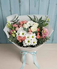 Букет цветов из:  Розы, Лизиантусы и Хризантемы в Солдатской