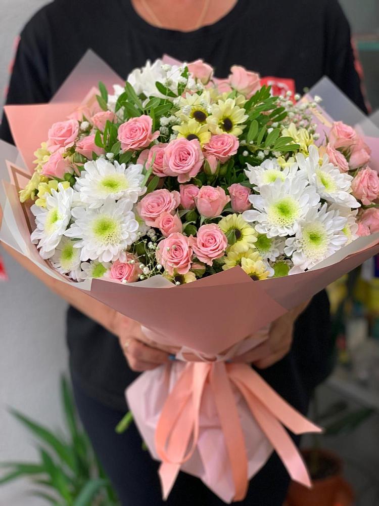 Букет цветов из: Розы и Хризантемы в Солдатской