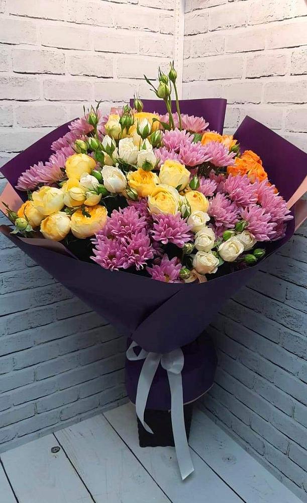 Букет цветов из: Хризантемы и Розы в Солдатской