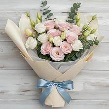 Букет цветов из:  Лизиантусы #REPLACE_PRED# Солдатской