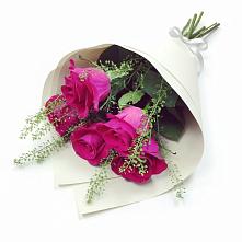 Букет цветов из:  Розы в Солдатской