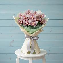 Букет цветов из:  Орхидеи и Розы в Солдатской