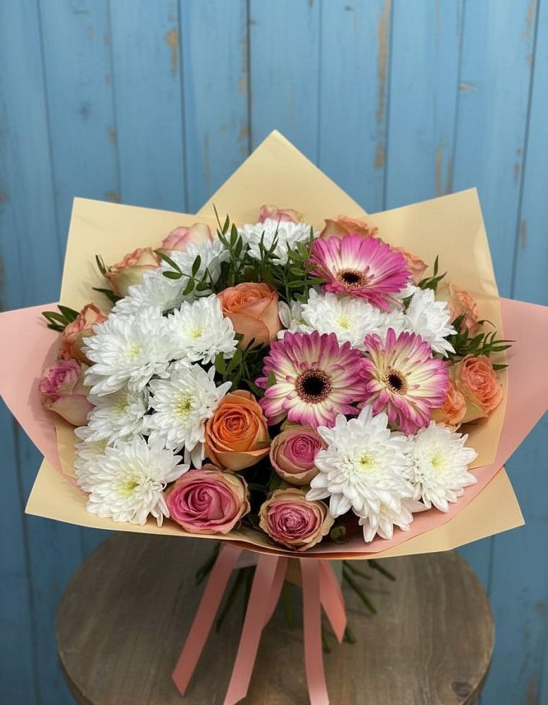 Букет цветов из: Розы, Герберы и Хризантемы в Солдатской