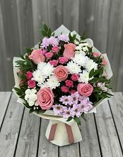 Букет цветов из:  Альстромерии, Гвоздики, Розы и Хризантемы в Солдатской