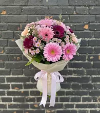 Букет цветов из:  Герберы и Хризантемы в Солдатской