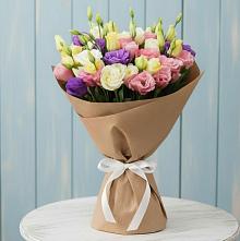 Букет цветов из:  Лизиантусы в Солдатской