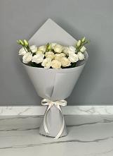 Букет цветов из:  Розы и Лизиантусы в Солдатской